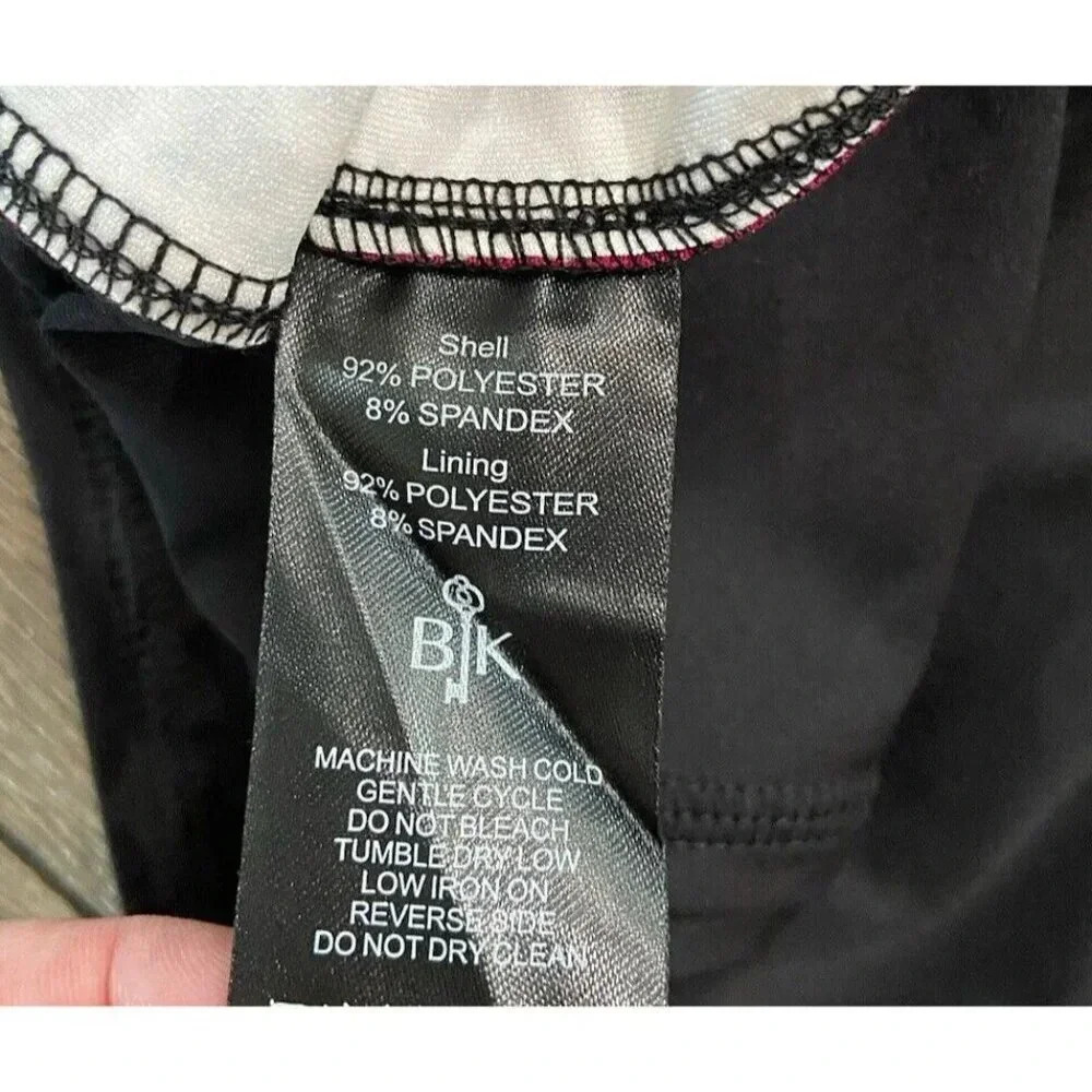 NWT Belyn Key Mia Skort Skirt Black Purple Stem Floral Print Small S New - Picture 5 of 5